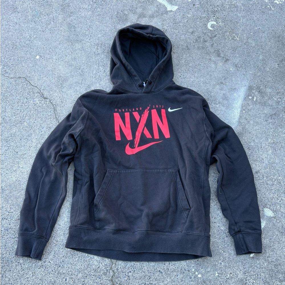 Nike Black and Red Men's Sweater